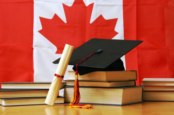 Canadian Scholarships 2022-2023-No IELTS Canadian Scholarships